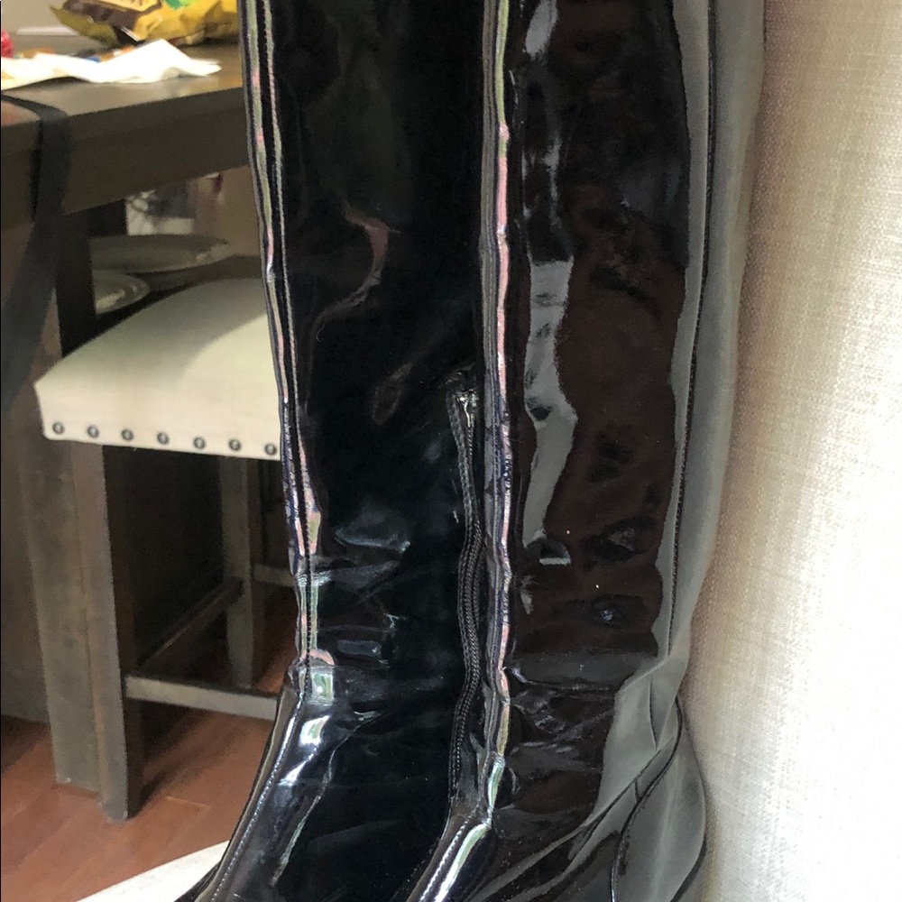 Knee high Calvin Klein chic boots